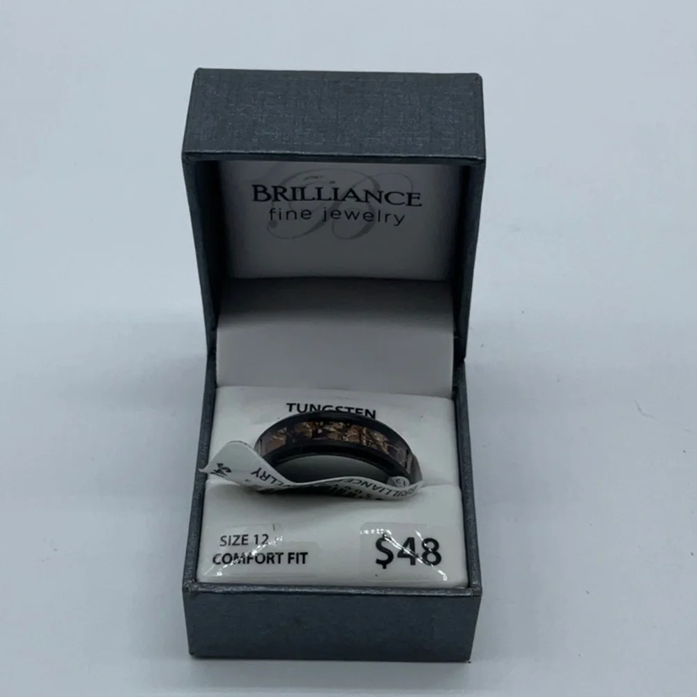Brilliance fine jewelry Tungsten/Camo comfort fit ring